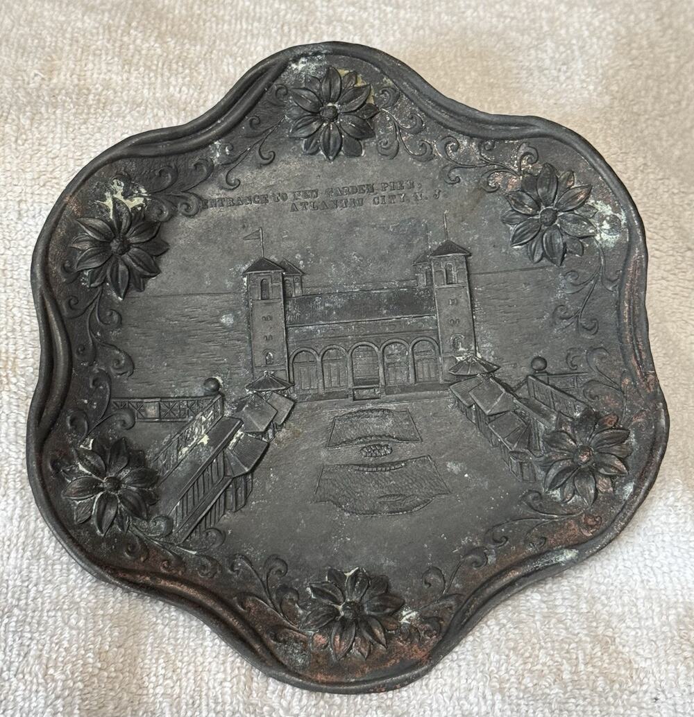 ATLANTIC CITY NEW JERSEY 4.5" Metal Ashtray Steel Pier Convention Hall JAPAN